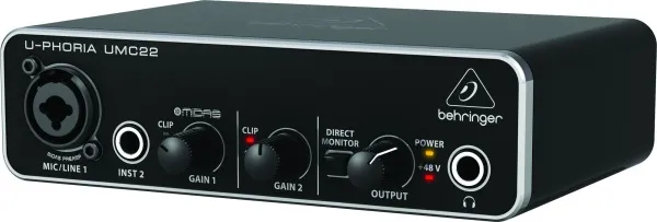 BEHRINGER UMC22