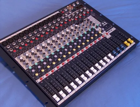 SOUNDCRAFT EPM12