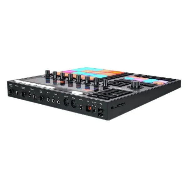 15651210_800 15651210_800