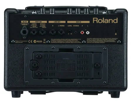 Купить ROLAND AC-33 по выгодной цене в Краснодаре