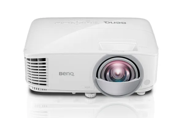 BenQ MX825STH