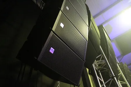 SVS Audiotechnik LA-26