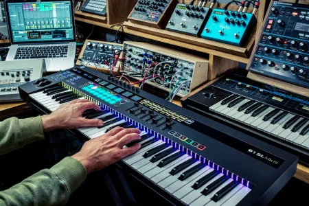 Купить Novation 61 SL MK III по выгодной цене в Краснодаре