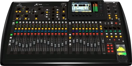 BEHRINGER X32 BEHRINGER X32