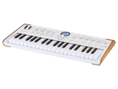 Купить Arturia AstroLab 37 White по выгодной цене в Краснодаре